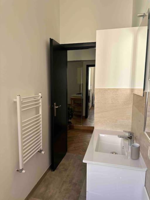 Xenia Apartments - Charming Garden Suite In Porta Venezia Milan Exterior photo